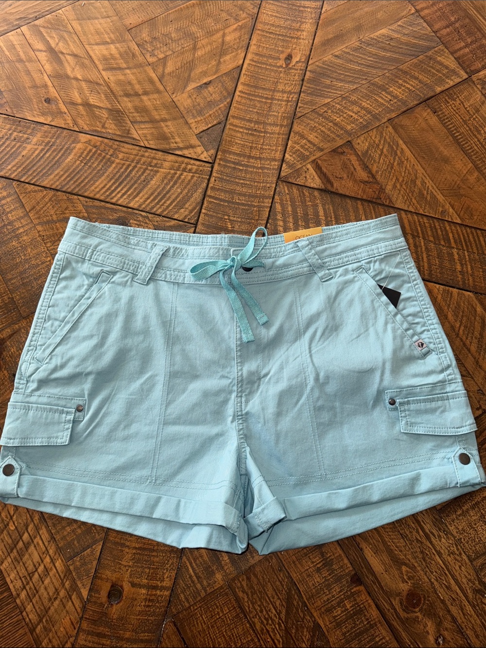 Women's SageGreen Cargo Drawstring Shorts NWT - Picture 4 of 7